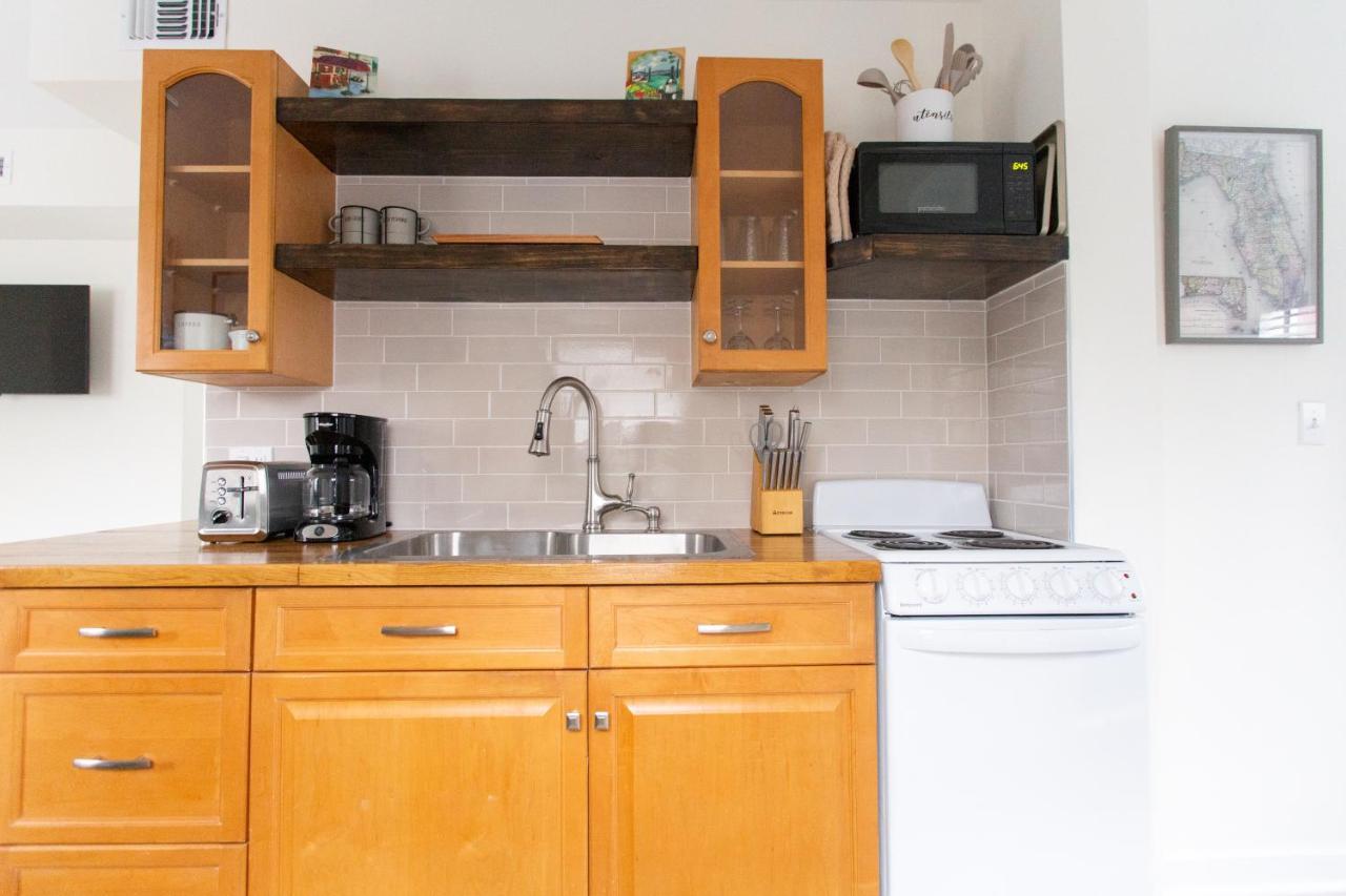 Central & Comfortable Home Walk To The Beach! Jacksonville Beach Ngoại thất bức ảnh